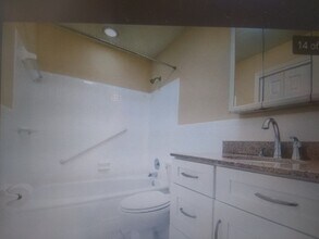 208 Danube Ave, Unit 103 in Tampa, FL - Foto de edificio - Building Photo