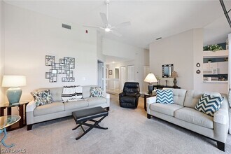 2541 Citrus Lake Dr in Naples, FL - Building Photo - Building Photo