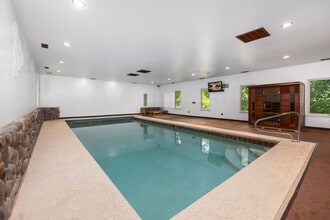 4705 Spring Valley Rd in Bentonville, AR - Building Photo - Building Photo