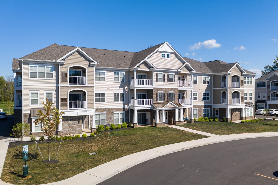 Winding Creek Apartments in Webster, NY - Building Photo