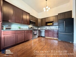 2817 9th St SW in Puyallup, WA - Building Photo - Building Photo