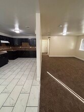 139 E 110th St in Los Angeles, CA - Building Photo - Building Photo