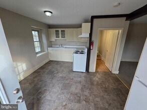 2022 E Main St in Douglassville, PA - Building Photo - Building Photo