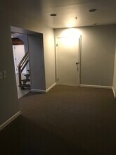 464 Pratt Street Ext, Unit 303 in Meriden, CT - Foto de edificio - Building Photo