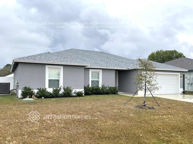 2257 SW Frisco Terrace in Port St. Lucie, FL - Building Photo - Building Photo