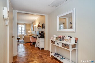 20 Outlook Ave in West Hartford, CT - Building Photo - Building Photo