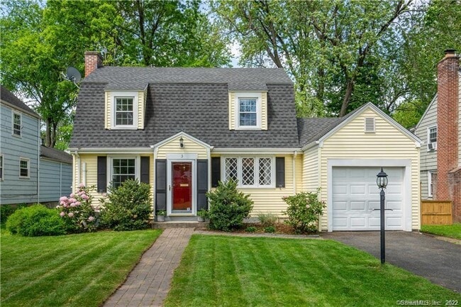 property at 3 Farnham Rd