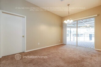 1902 River Crossing Dr in Valrico, FL - Foto de edificio - Building Photo