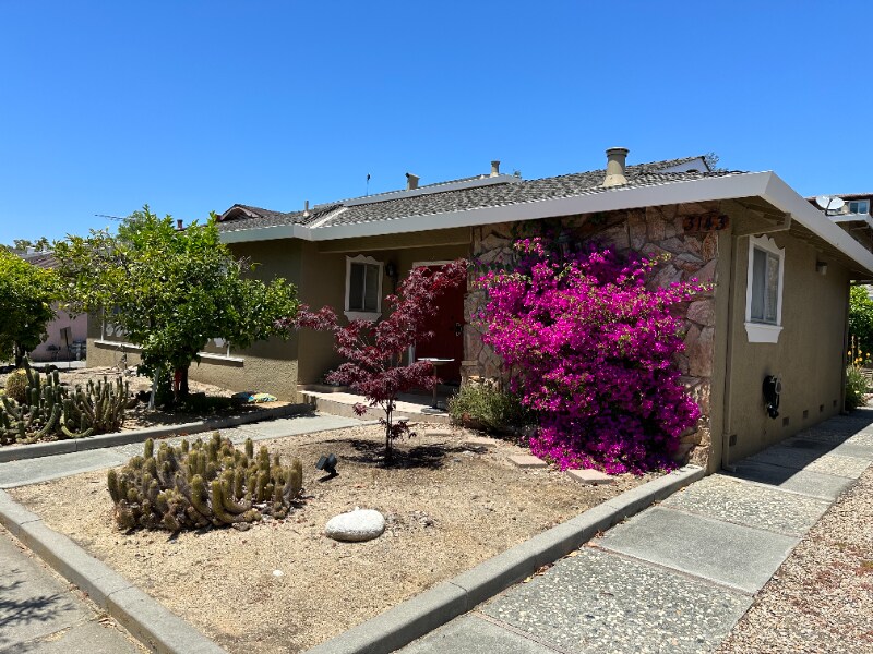 3143 Neal Ave in San Jose, CA - Foto de edificio
