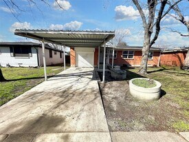 1729 Longview St, Unit 0806 in Mesquite, TX - Building Photo
