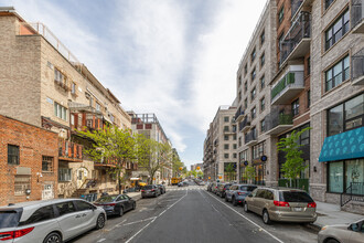 165 Harrison Ave in Brooklyn, NY - Building Photo - Building Photo