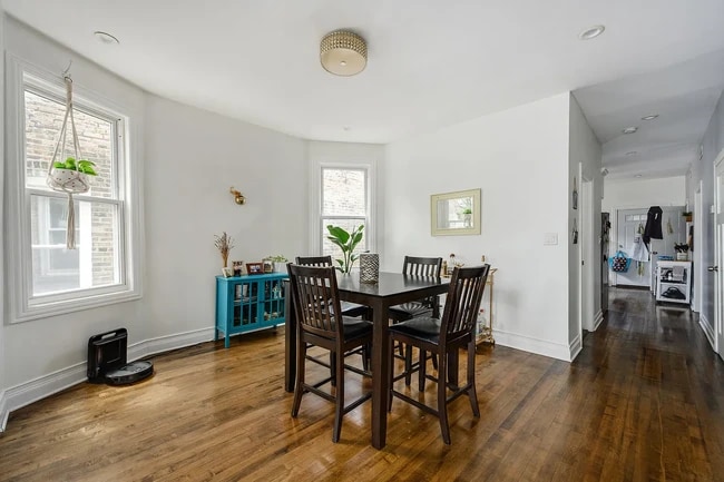 3244 N Hamlin Ave, Unit #2 in Chicago, IL - Building Photo - Building Photo