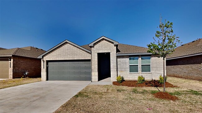 2901 Firefly Dr in Yukon, OK - Building Photo - Building Photo