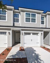 9808 Morgan Marsh Ct in Jacksonville, FL - Building Photo
