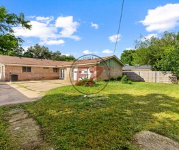 6407 Landmark Dr in Waco, TX - Building Photo - Building Photo