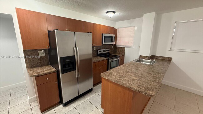 14180 NW 22nd Ave in Opa Locka, FL - Building Photo - Building Photo