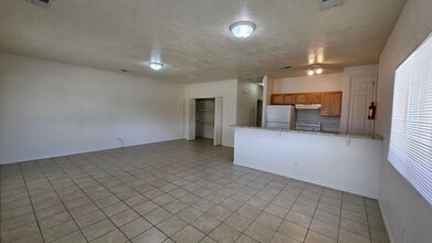 5401 Marble Ave in Albuquerque, NM - Building Photo - Building Photo