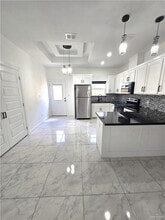 13 W Woodson Dr in Edinburg, TX - Building Photo - Building Photo