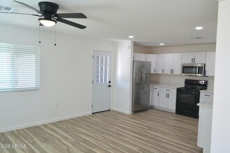 44 N Mountain Rd in Apache Junction, AZ - Building Photo - Building Photo