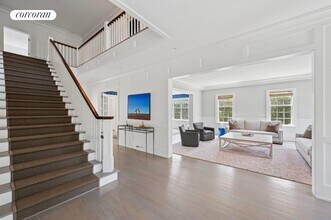 43 Ocean Rd in Bridgehampton, NY - Foto de edificio - Building Photo