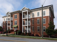 Fountain View in Greensboro, NC - Building Photo - Building Photo