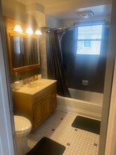 554 N Long Ave, Unit 2nd Floor in Chicago, IL - Foto de edificio - Building Photo