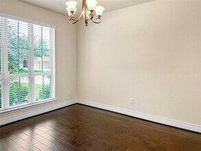 2310 Falcon Brook Dr in Katy, TX - Building Photo - Building Photo