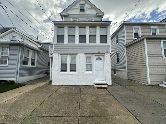 16 S Washington Ave in Margate City, NJ - Building Photo - Building Photo