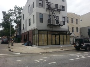 318 Evergreen Ave in Brooklyn, NY - Building Photo - Building Photo