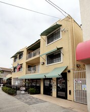 1215 E 4th St in Long Beach, CA - Building Photo - Building Photo