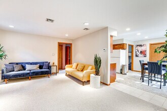 31 Diane Dr in Brick, NJ - Building Photo - Building Photo