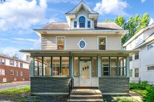 1704 Ashland Ave in St. Paul, MN - Building Photo