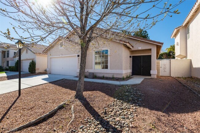 331 Jolly January Ave in Las Vegas, NV - Building Photo - Building Photo