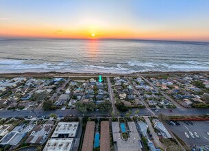 127 7th St in Del Mar, CA - Building Photo - Building Photo