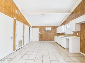 111 Sternberg Dr in Lafayette, LA - Building Photo - Building Photo