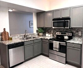 9520 Amberdale Ct in Riverview, FL - Building Photo - Building Photo