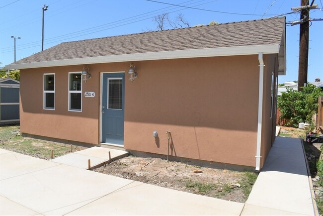 property at 2510 Meadow Wood Cir
