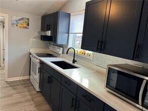 271 Great Island Rd in Narragansett, RI - Building Photo - Building Photo