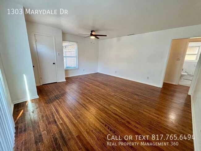 1303 Marydale Dr in Arlington, TX - Building Photo - Building Photo