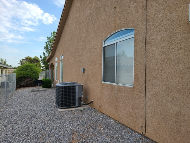 1121 Bourbon St in Pahrump, NV - Building Photo - Building Photo