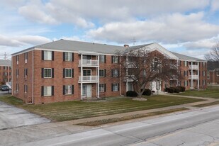 2203 Porter St SW in Wyoming, MI - Building Photo