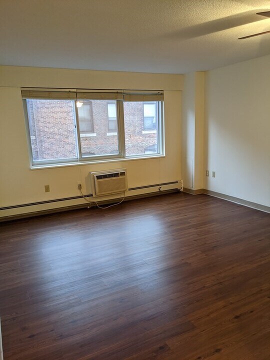 130 Bowdoin St in Boston, MA - Building Photo