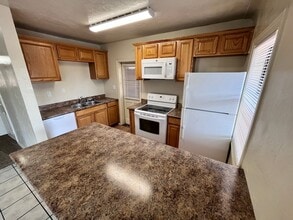 1719 E Glenn St in Tucson, AZ - Building Photo - Building Photo