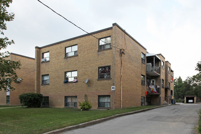 30 Wasdale Cres in Toronto, ON - Building Photo - Primary Photo