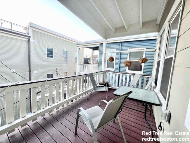 141 L St in Boston, MA - Building Photo - Building Photo