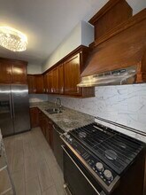 5300 S Shore Dr in Chicago, IL - Building Photo - Building Photo