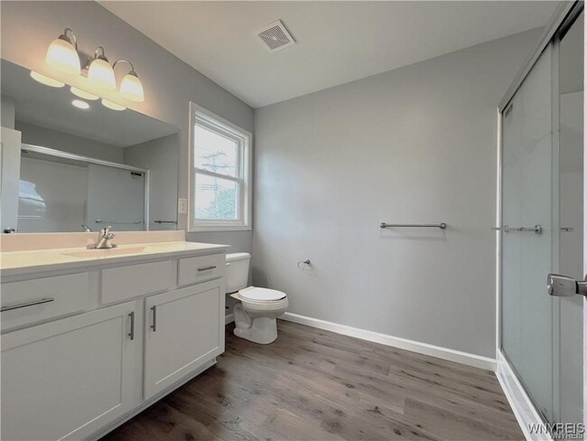 property at 1589 Center Rd