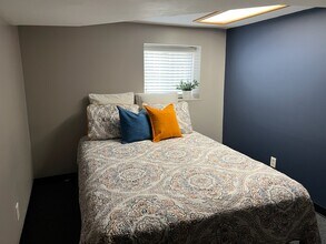 4818 N Moody Ave, Unit Garden Unit in Chicago, IL - Foto de edificio - Building Photo