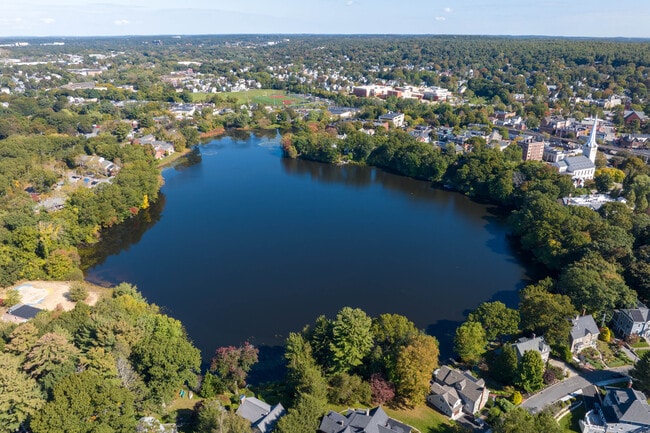 Apartments for rent in Wedgemere, MA