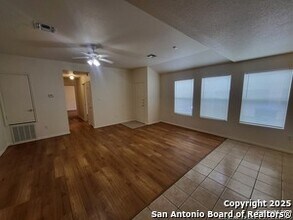 3866 Maverick Crk Rd in San Antonio, TX - Building Photo - Building Photo